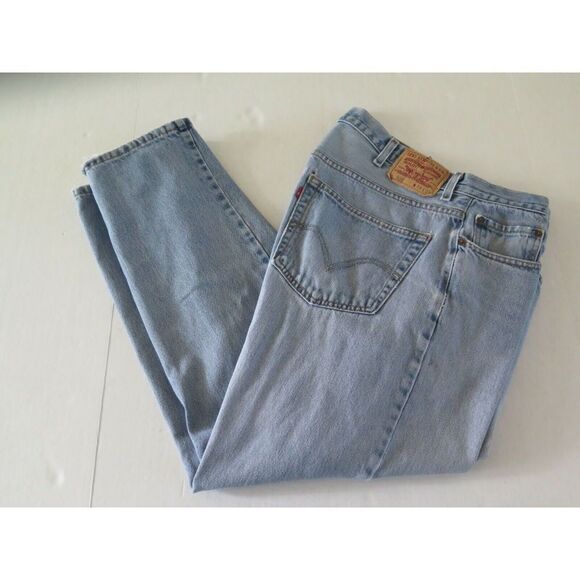 LEVI'S 505 Regular Fit Straight Leg Denim Jeans Light Blue Sz 38 x 29 GUC - Picture 1 of 8